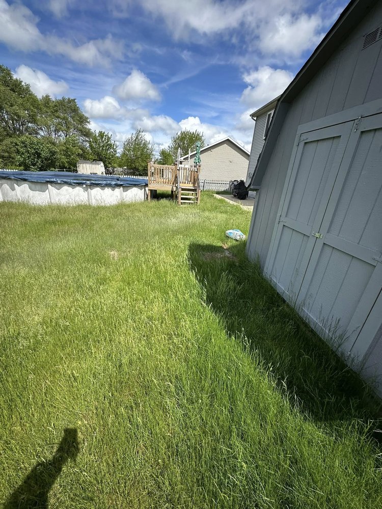 Residential lawn striping after mowing — South Bend